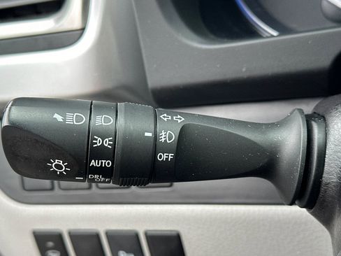 Used 2017 Toyota Highlander Limited image 33