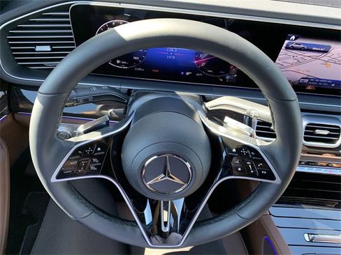 Used 2025 Mercedes-Benz GLE 450 4MATIC image 19