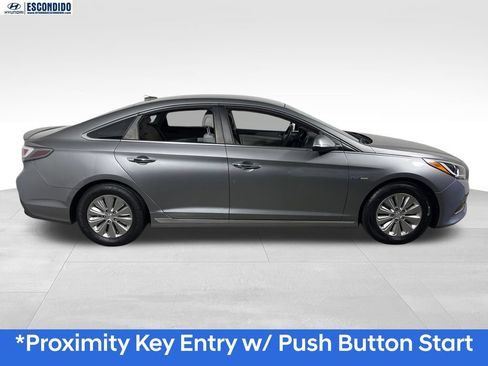 Used 2017 Hyundai Sonata SE FWD image 6