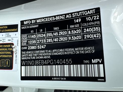 Used 2023 Mercedes-Benz GLC 300 4MATIC Coupe image 33