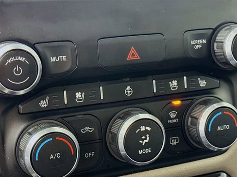 Used 2021 RAM 1500 Laramie image 19