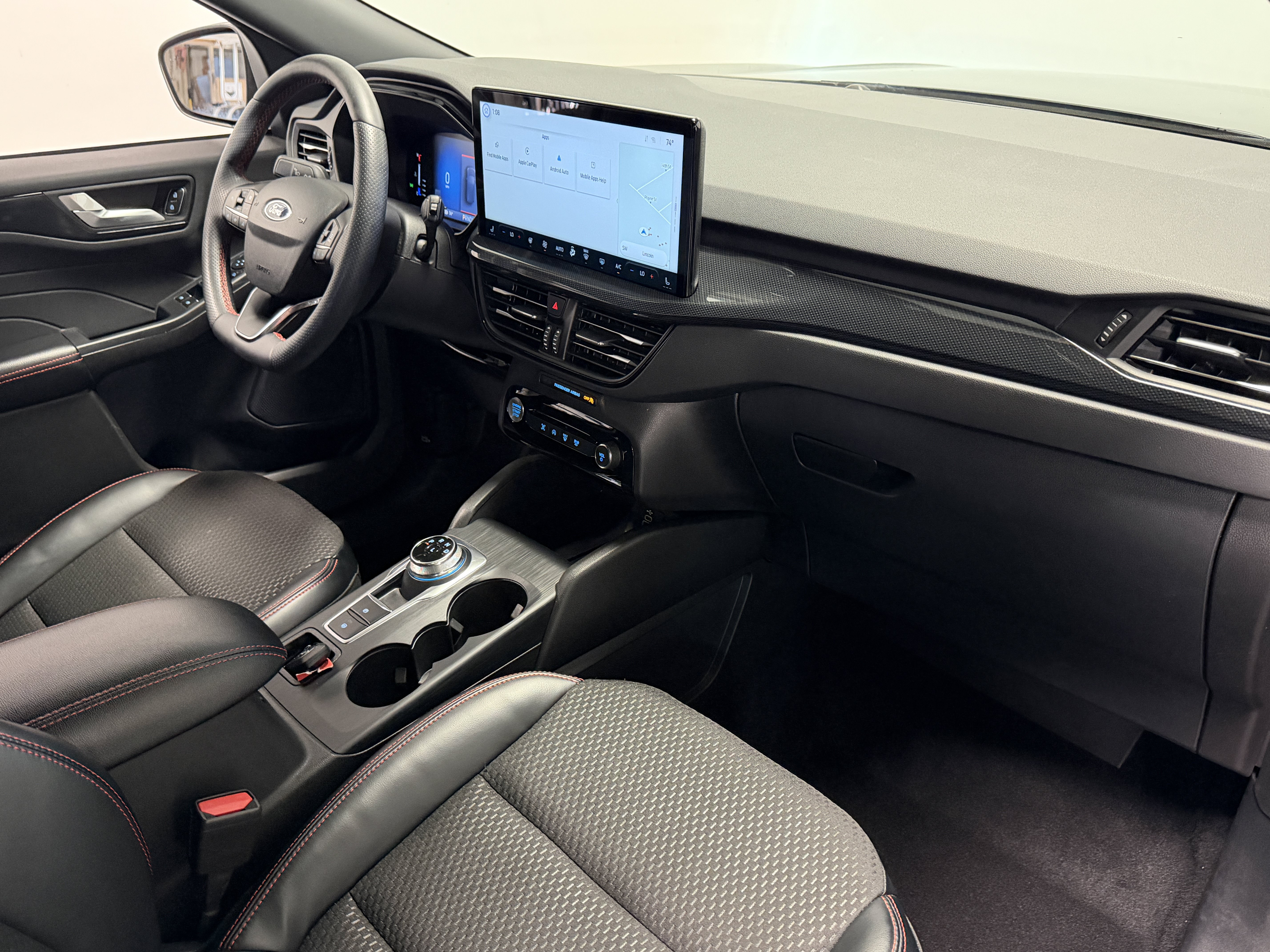 Used 2024 Ford Escape ST-Line w/ Tech Pack #1 AWD/4WD image 20