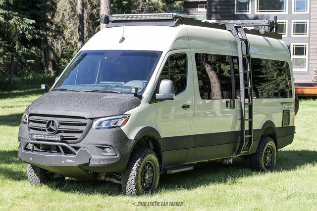 Used 2024 Mercedes-Benz Sprinter 2500 image 14