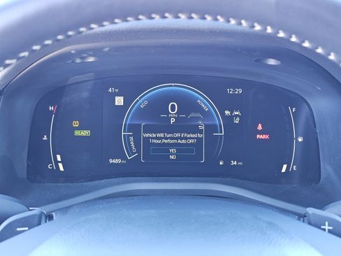 Used 2025 Toyota Camry SE image 21