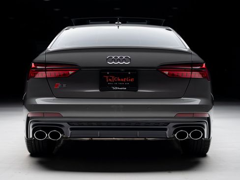 Used 2024 Audi S6 Premium Plus w/ Premium Plus Package image 27