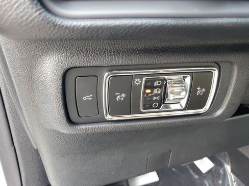 New 2026 Lincoln Corsair Reserve image 14