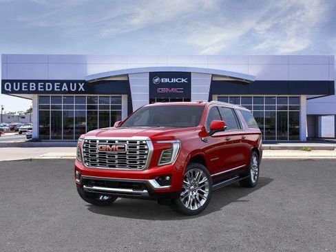 New 2026 GMC Yukon XL Denali w/ Denali Reserve Package image 32