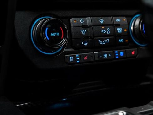 Used 2018 Ford F150 Raptor w/ Equipment Group 802A Luxury AWD/4WD image 57