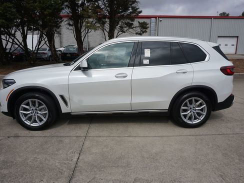 Used 2023 BMW X5 xDrive40i w/ Premium Package image 21