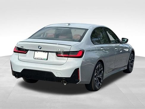 New 2026 BMW 330i xDrive Sedan w/ M Sport Package AWD/4WD image 4