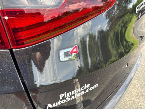 Used 2023 Alfa Romeo Stelvio Ti AWD/4WD image 7