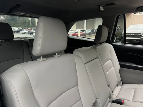 Used 2019 Honda Pilot EX-L image 31
