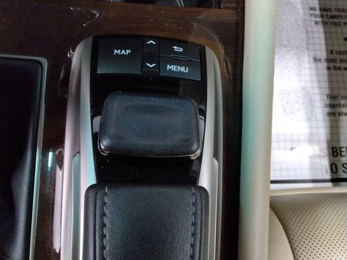 Used 2017 Lexus LS 460 w/ Comfort Package image 20