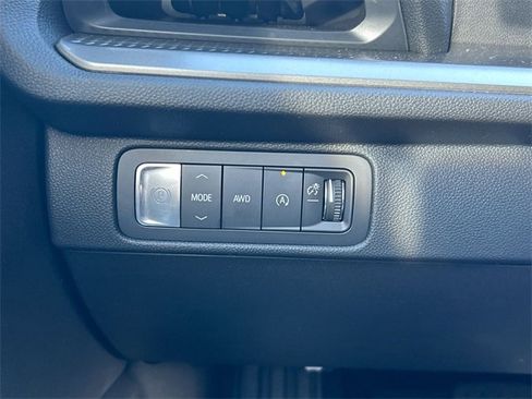 New 2026 Chevrolet Traverse LT w/ Driver Confidence Package image 18