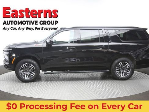 Used 2025 Chevrolet Suburban Z71 AWD/4WD image 62