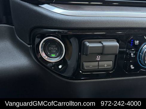 New 2026 GMC Sierra 1500 SLT AWD/4WD image 18