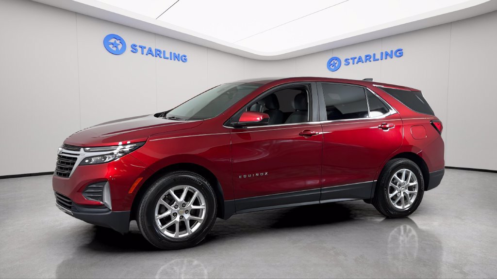 Used 2024 Chevrolet Equinox LT FWD image 2