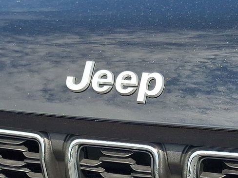 New 2025 Jeep Grand Cherokee L Laredo w/ Luxury Tech Group I image 47