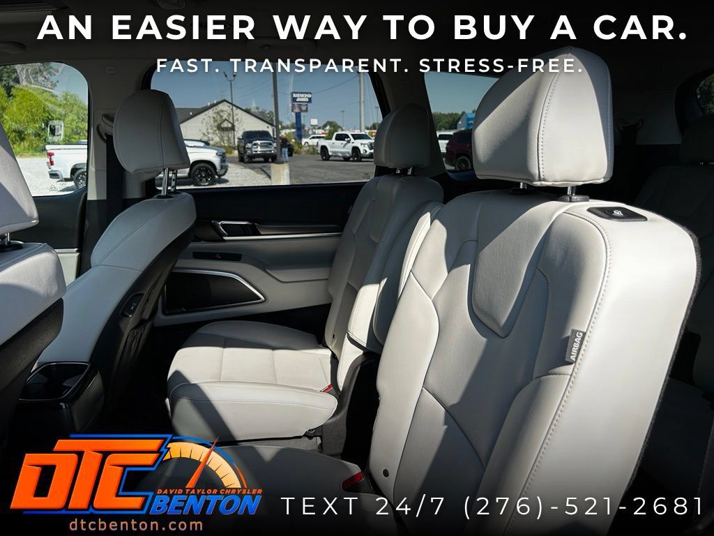 Used 2024 Kia Telluride S w/ S Sunroof Package AWD/4WD image 23