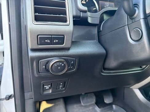 Used 2020 Ford F150 Raptor w/ Equipment Group 802A Luxury AWD/4WD image 8
