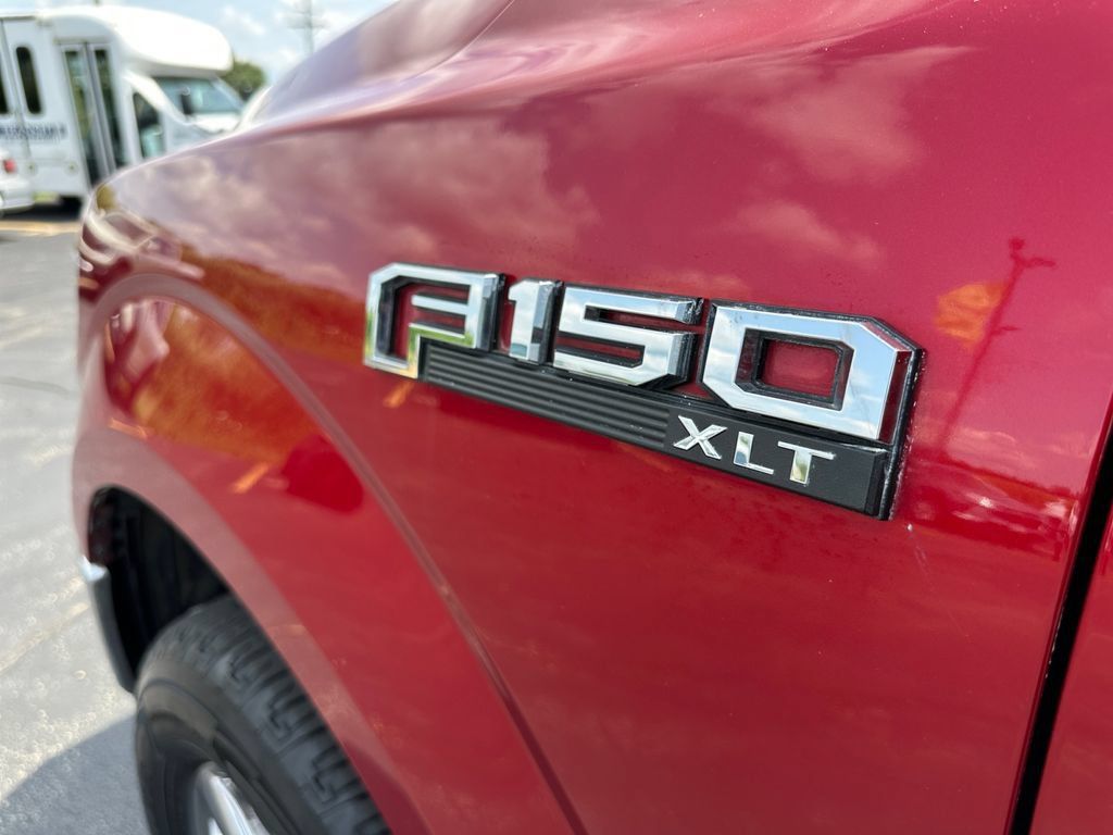 Used 2020 Ford F150 XLT w/ Equipment Group 302A Luxury AWD/4WD image 42