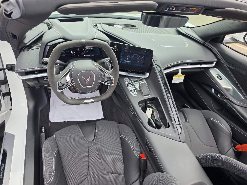 Used 2025 Chevrolet Corvette E-Ray w/ ZER Performance Package AWD/4WD image 4