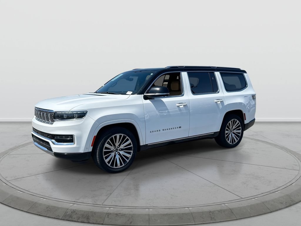 Used 2024 Jeep Grand Wagoneer Series III w/ Rear Seat Video Group 1 AWD/4WD image 4