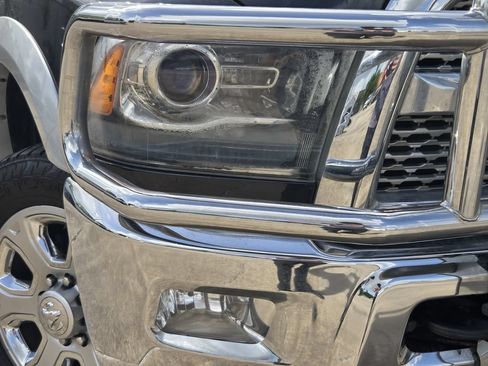 Used 2015 RAM 2500 Laramie AWD/4WD image 10