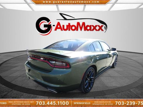 Used 2020 Dodge Charger SXT w/ Blacktop Package image 5