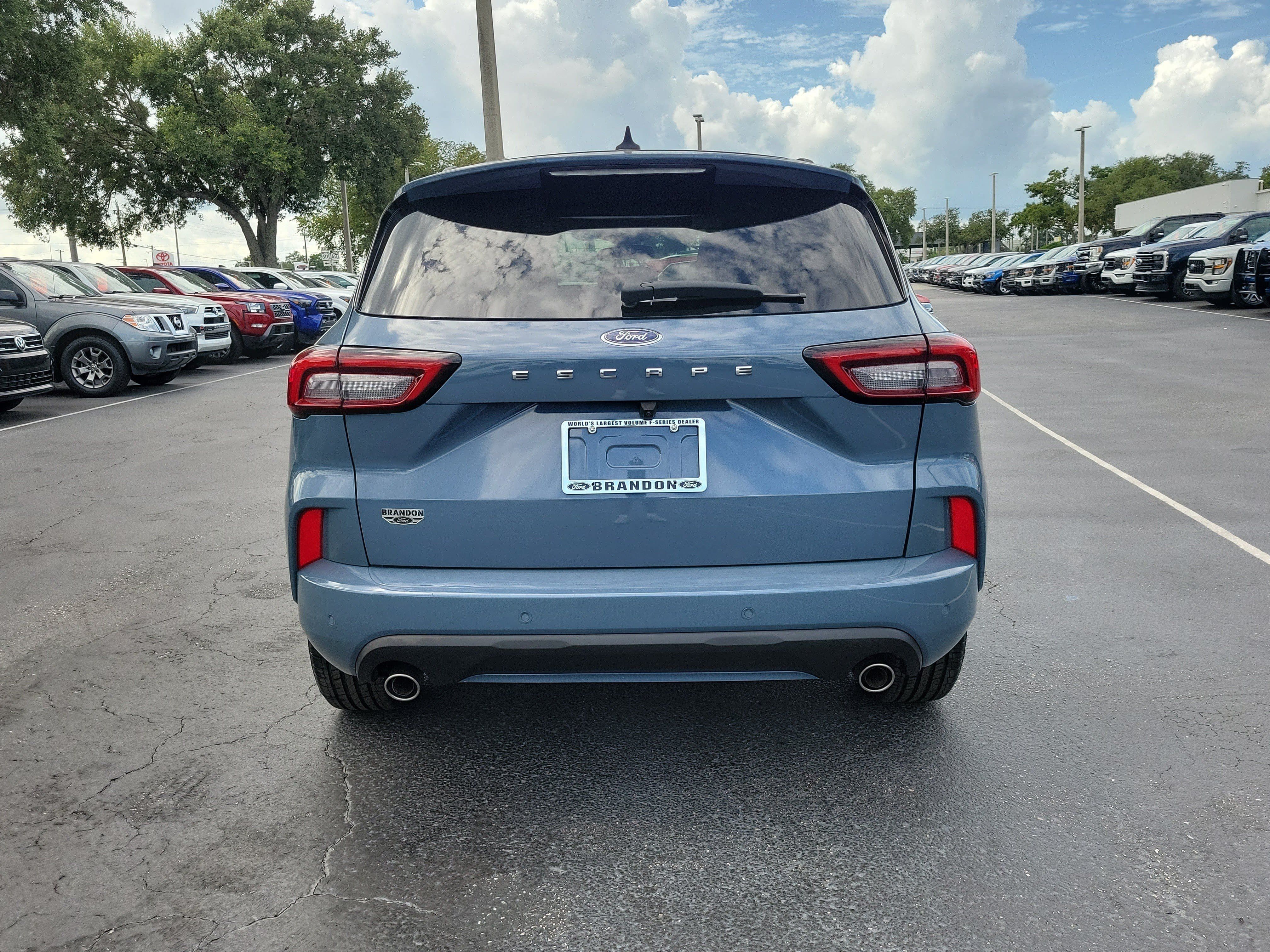 Certified 2023 Ford Escape ST-Line w/ Tech Pack #1 FWD image 8