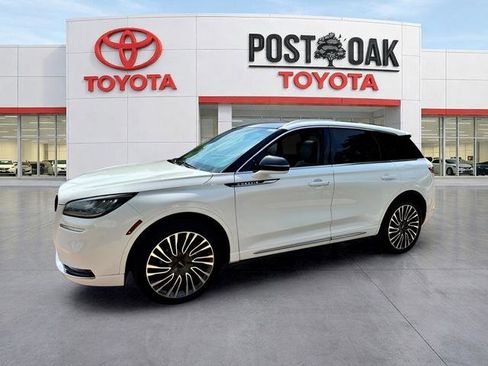 Used 2020 Lincoln Corsair Reserve w/ Appearance Package FWD image 3