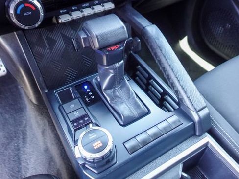 Certified 2024 Toyota Tacoma TRD Sport AWD/4WD image 27