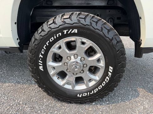 Used 2022 RAM 2500 Laramie AWD/4WD image 17