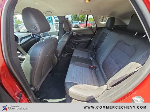 Used 2024 Chevrolet Trax LT w/ Driver Confidence Package image 23