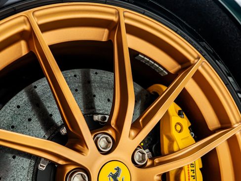 Used 2023 Ferrari 812 GTS RWD image 38