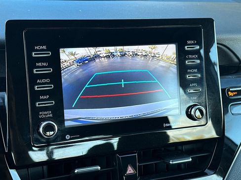 Used 2021 Toyota Camry LE image 24