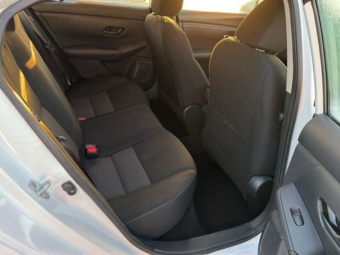 Used 2024 Nissan Sentra SV image 12