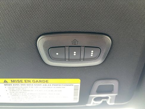 Used 2025 Jeep Grand Cherokee L Limited w/ Luxury Tech Group II image 36