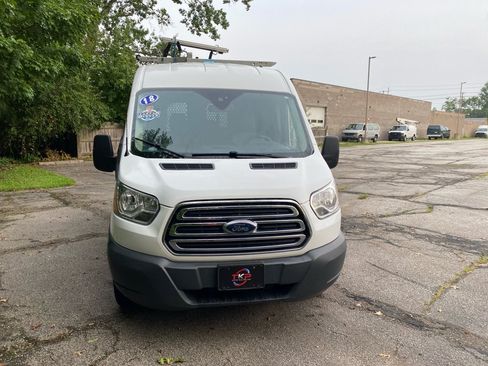 Used 2018 Ford Transit 250 130 Medium Roof RWD image 8