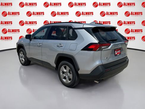 Used 2025 Toyota RAV4 XLE AWD/4WD image 8