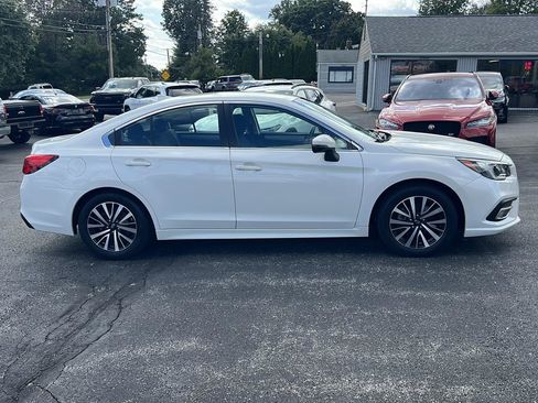 Used 2019 Subaru Legacy 2.5i Premium AWD/4WD image 4