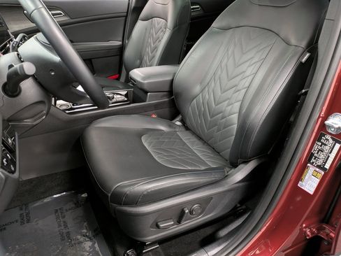 Used 2024 Kia Sportage X-Line w/ X-Line Premium Package image 10