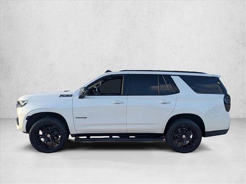 Used 2021 Chevrolet Tahoe Z71 w/ Luxury Package AWD/4WD image 9