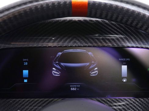 Used 2024 McLaren 750S Spider image 24