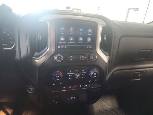 Certified 2022 Chevrolet Silverado 1500 RST AWD/4WD image 27
