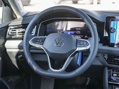 New 2026 Volkswagen Jetta SE image 19