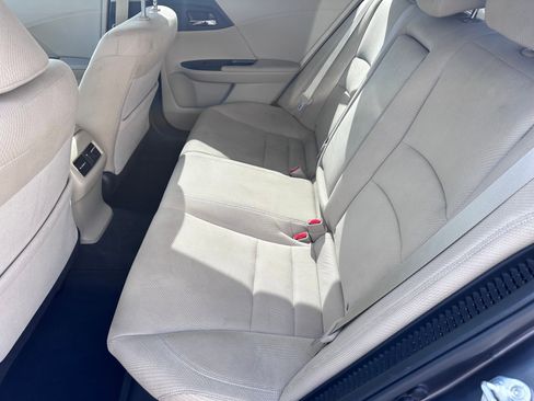 Used 2017 Honda Accord Hybrid Sedan image 6