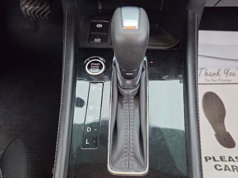 Used 2024 Nissan Kicks SV image 18