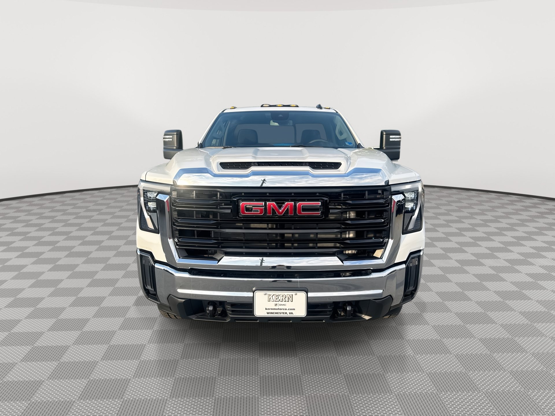 New 2026 GMC Sierra 2500 Pro w/ Convenience Package AWD/4WD image 3