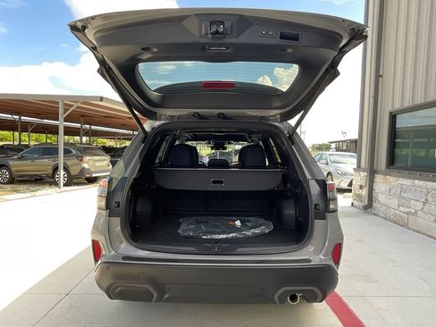 Used 2026 Subaru Forester Limited AWD/4WD image 19